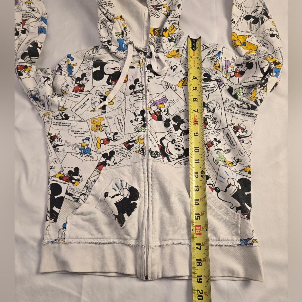 Disney Sweater Womens XS White Comic Print Mickey Mouse Characters Rare‎ - Picture 16 of 16